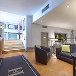 Le Beaugency Hotel 3*
