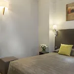 Le Beaugency 3* Paříž