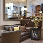 Le Beaugency Hotel