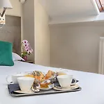 لو بوجينسي