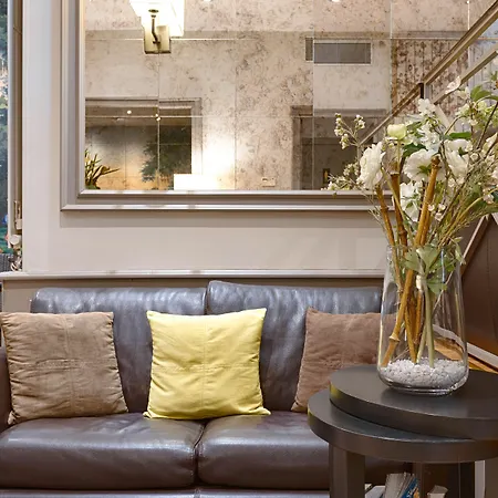 Le Beaugency Hotel 3*