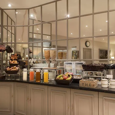 Le Beaugency Hotel 3*