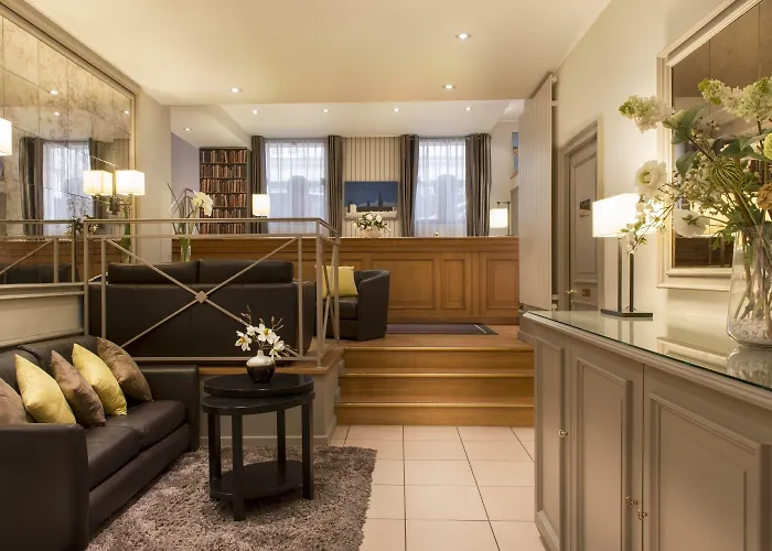 Le Beaugency Hotel 3*