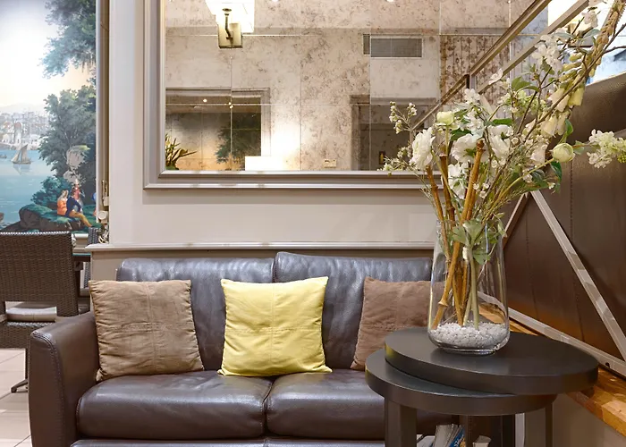 Le Beaugency Hotel 3*