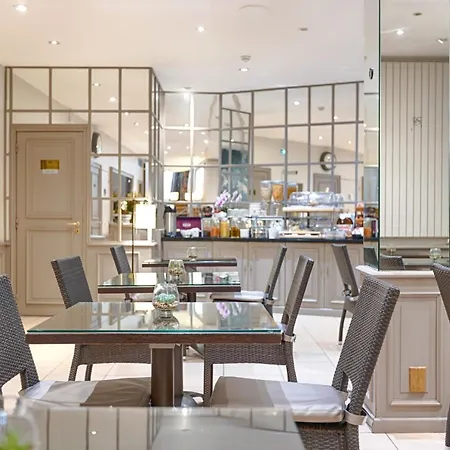 Le Beaugency 3* Paris